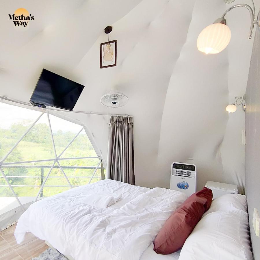Hotel นรดีฮิวล์ รีสอร์ต เขาแผงม้า วังน้ำเขียว Ban Sap Bon  Exteriér fotografie