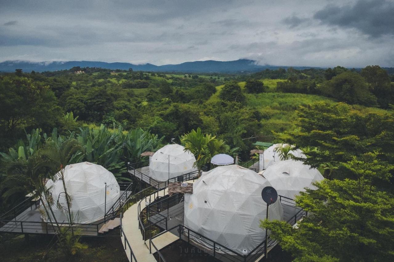 Hotel นรดีฮิวล์ รีสอร์ต เขาแผงม้า วังน้ำเขียว Ban Sap Bon  Exteriér fotografie