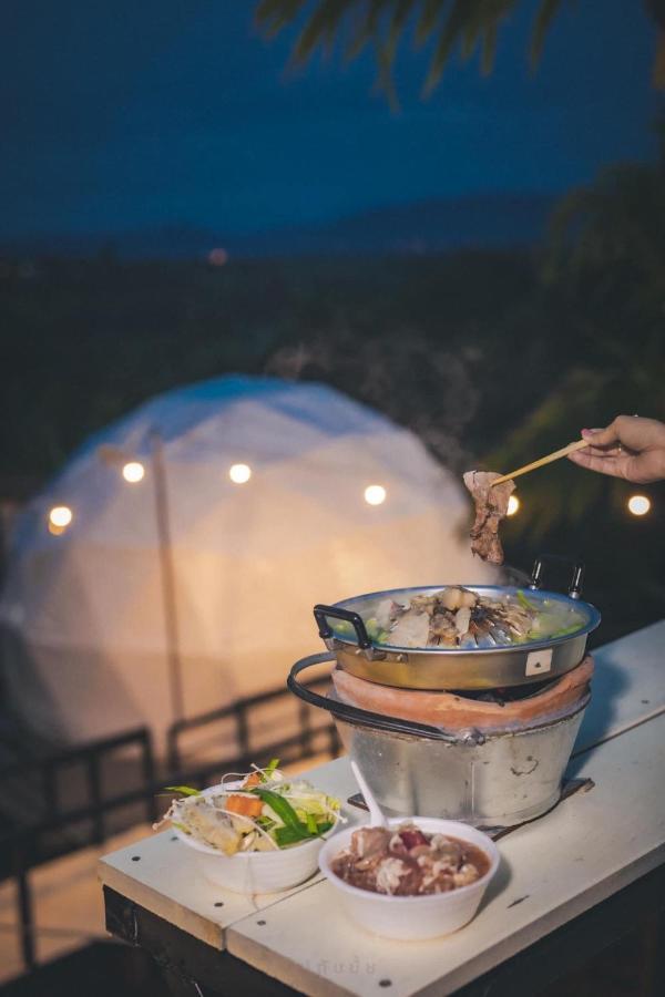 Hotel นรดีฮิวล์ รีสอร์ต เขาแผงม้า วังน้ำเขียว Ban Sap Bon  Exteriér fotografie