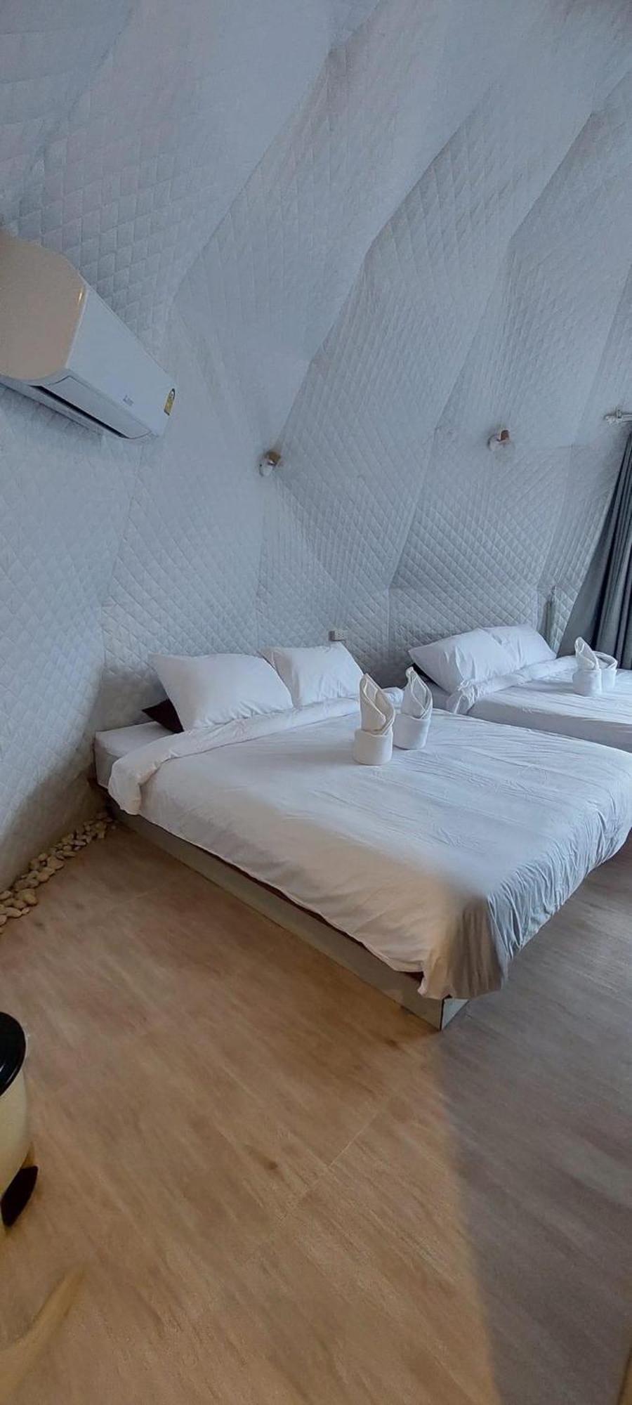Hotel นรดีฮิวล์ รีสอร์ต เขาแผงม้า วังน้ำเขียว Ban Sap Bon  Exteriér fotografie
